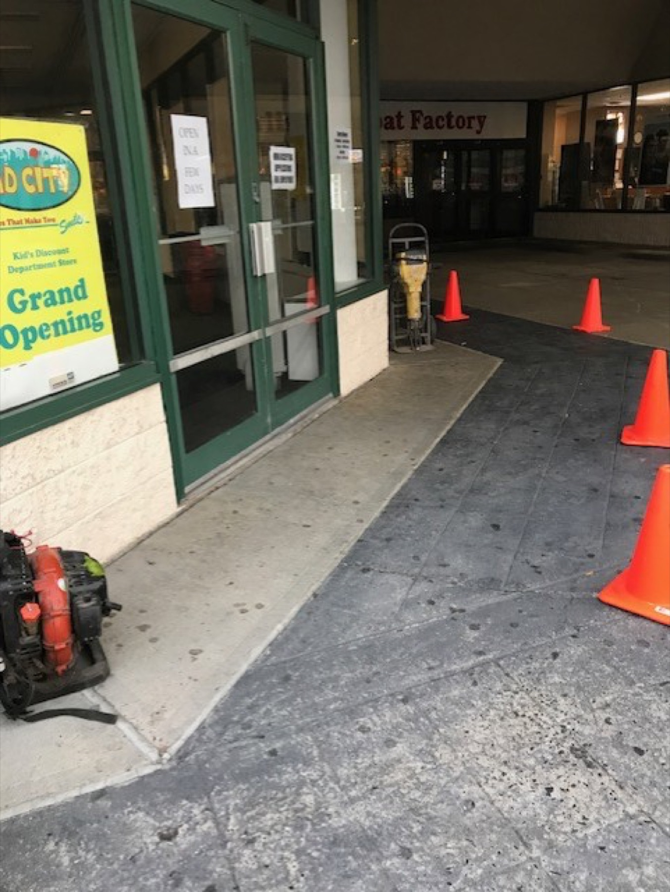Retail Entrance Concrete Replacement: Facilities Maintenance